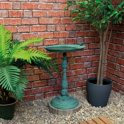 Outdoor garden free standing - free,